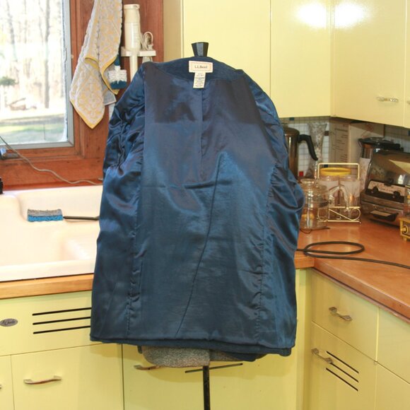 L. L. Bean Women's Fleece Jacket Lined Dress Coat - Picture 4 of 5